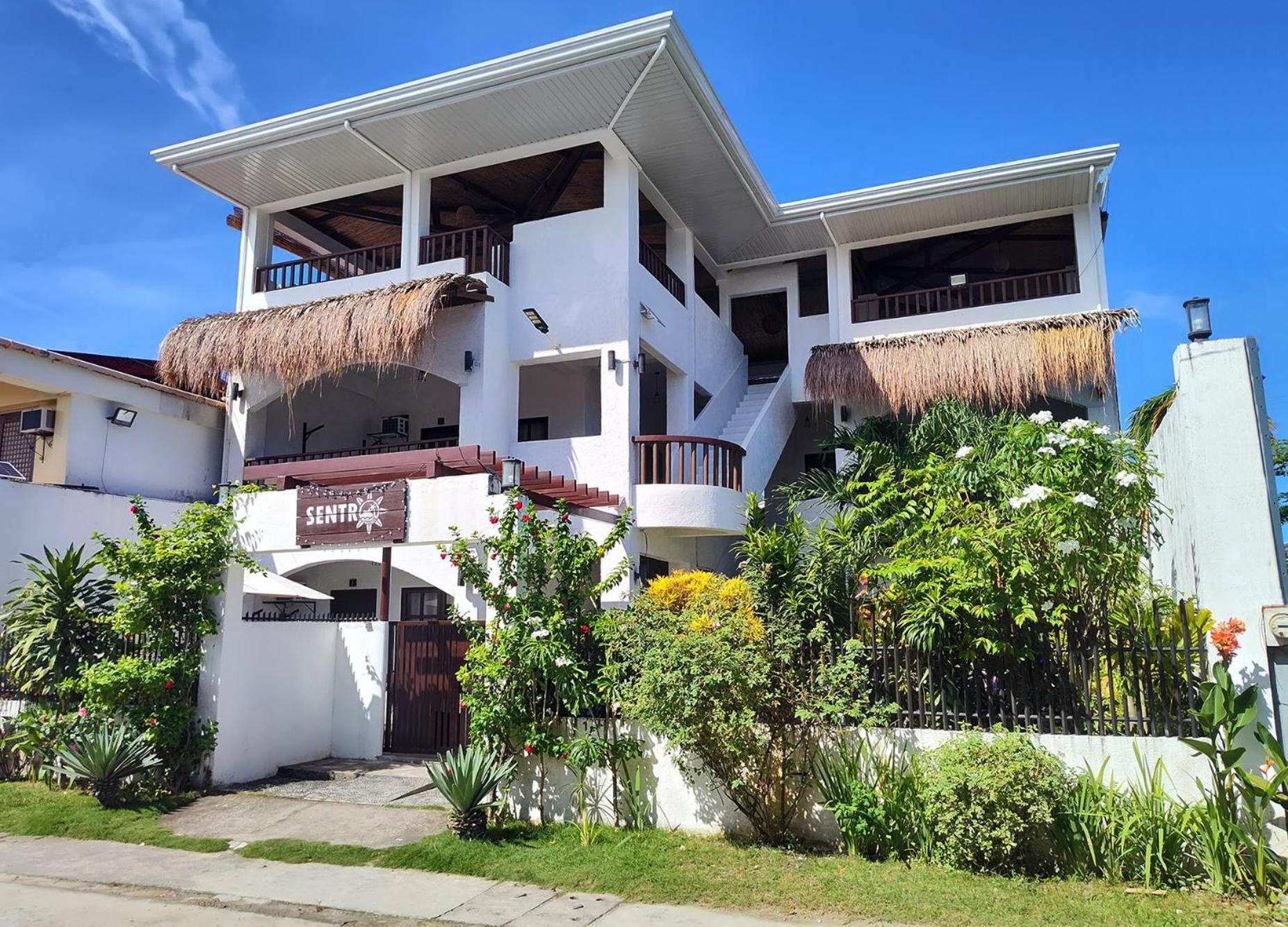 Sentro Suites Siargao General Luna  Esterno foto