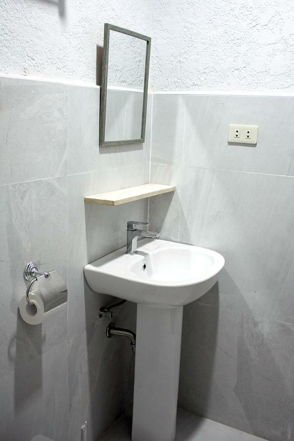 Sentro Suites Siargao General Luna  Esterno foto
